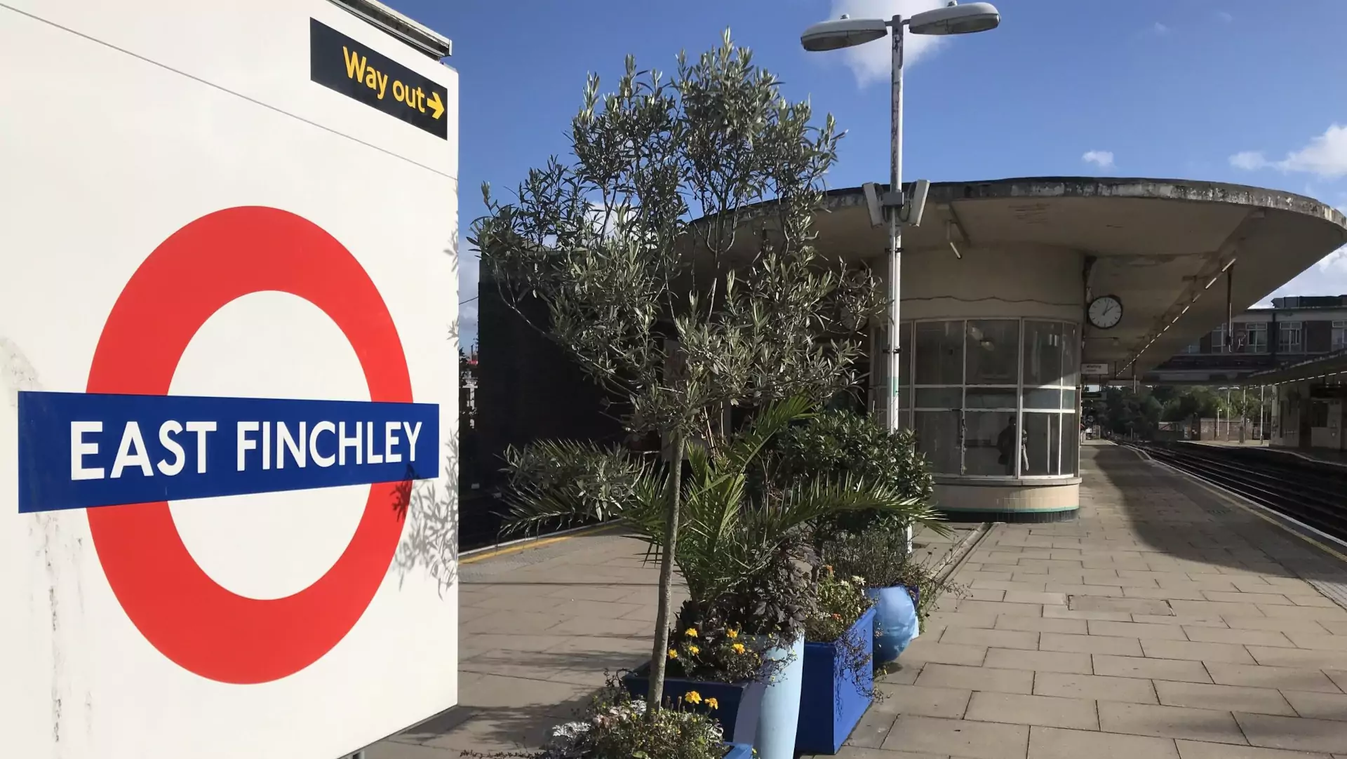 Man and Van - East Finchley - Tube Station London
